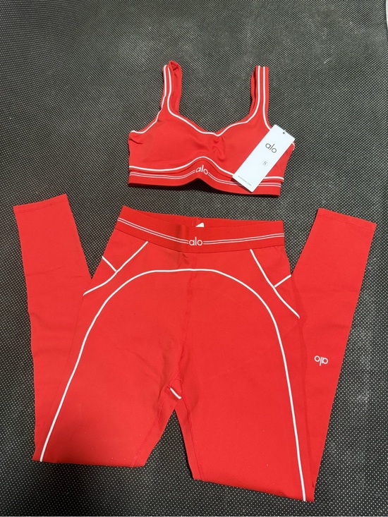 ALO Yoga Other - ALO Yoga Red Sports Bra and Leggings Set with White Piping